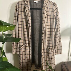 Women’s Lightweight Plaid Long Cardigan Blazer - Size Medium - Maurice’s - GUC